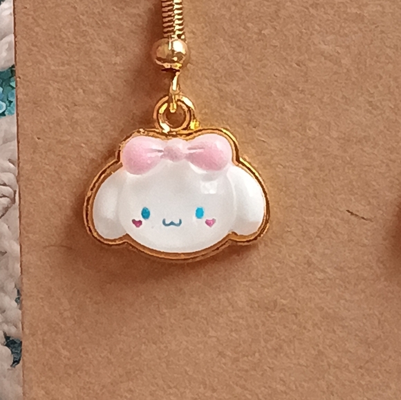 Cinnamonoroll earrings - Picture 5 of 7